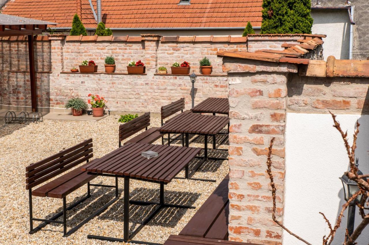 Bed and Breakfast Fényes Vinorium Sopron Exterior foto